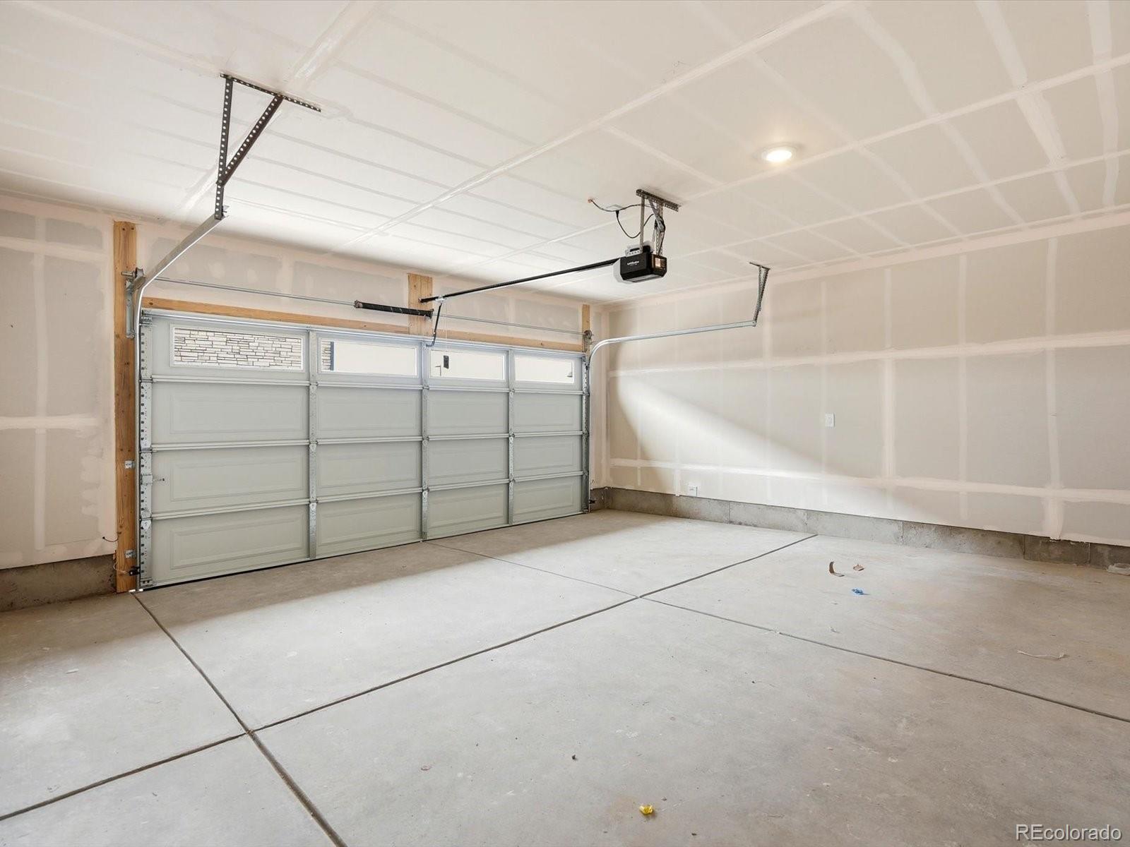 MLS Image #3 for 21234 e 65th drive,aurora, Colorado
