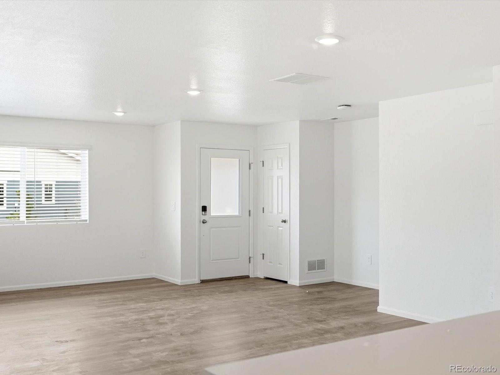 MLS Image #5 for 21234 e 65th drive,aurora, Colorado