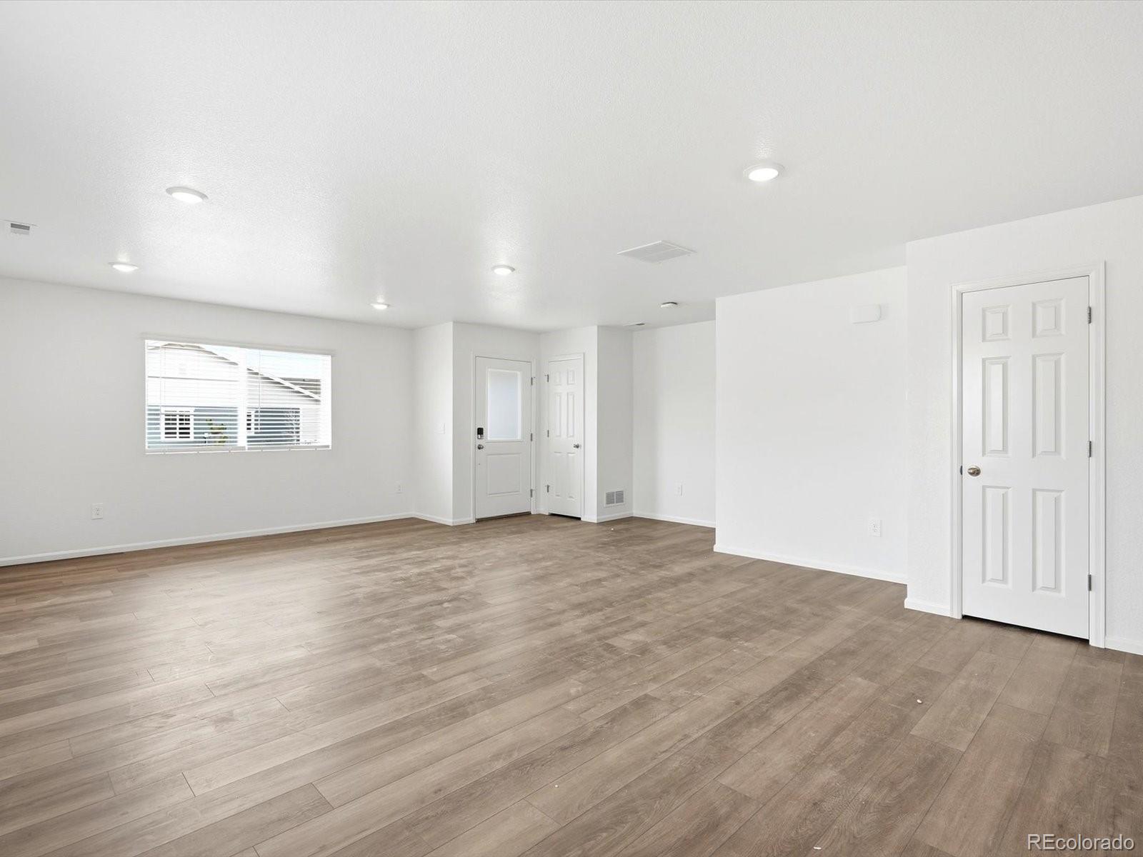MLS Image #6 for 21234 e 65th drive,aurora, Colorado