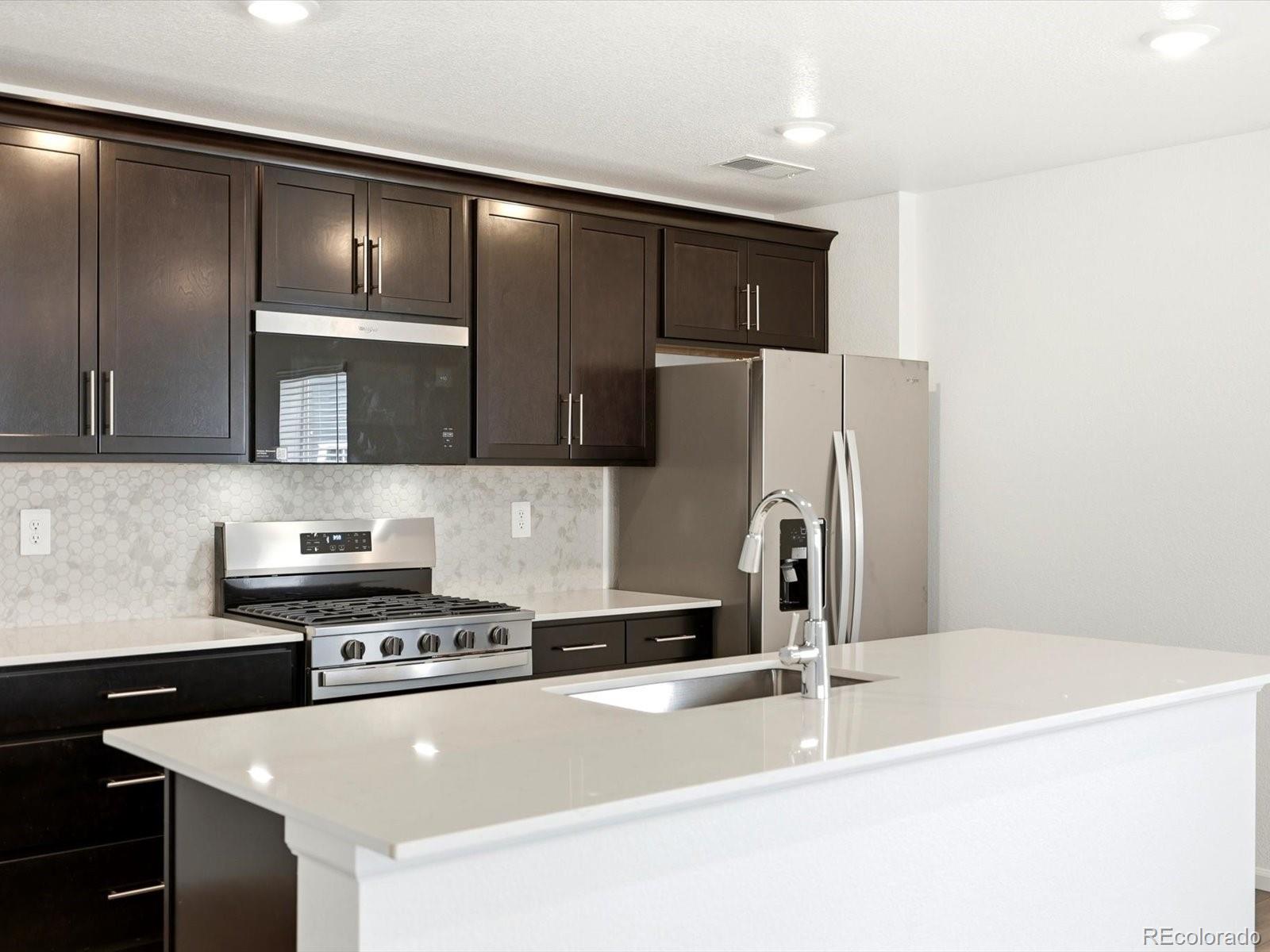 MLS Image #9 for 21234 e 65th drive,aurora, Colorado