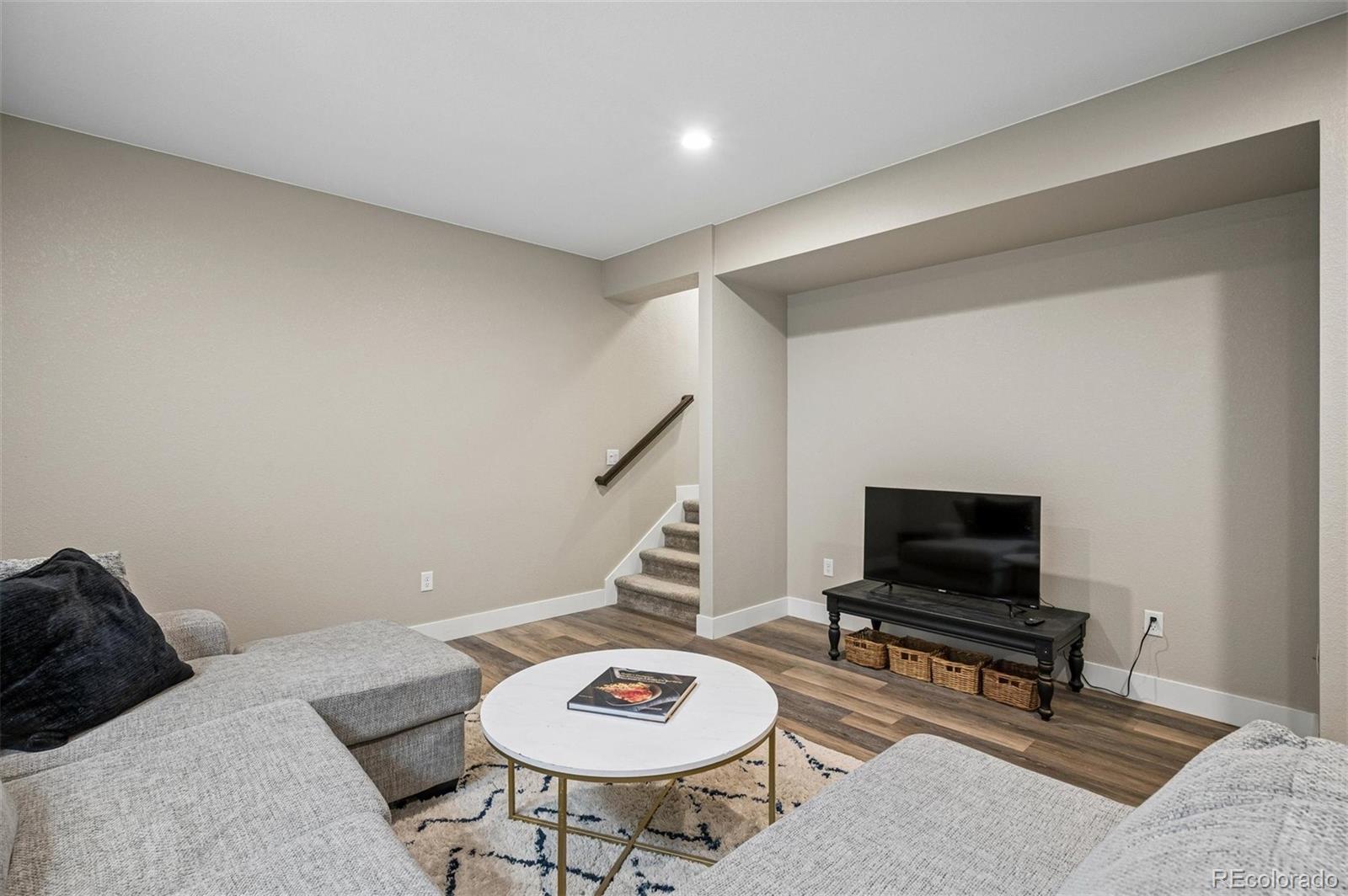 MLS Image #20 for 2658 s norse court,lakewood, Colorado