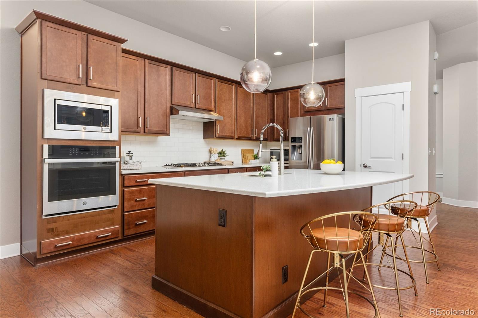 MLS Image #13 for 10080 e 59th drive,denver, Colorado