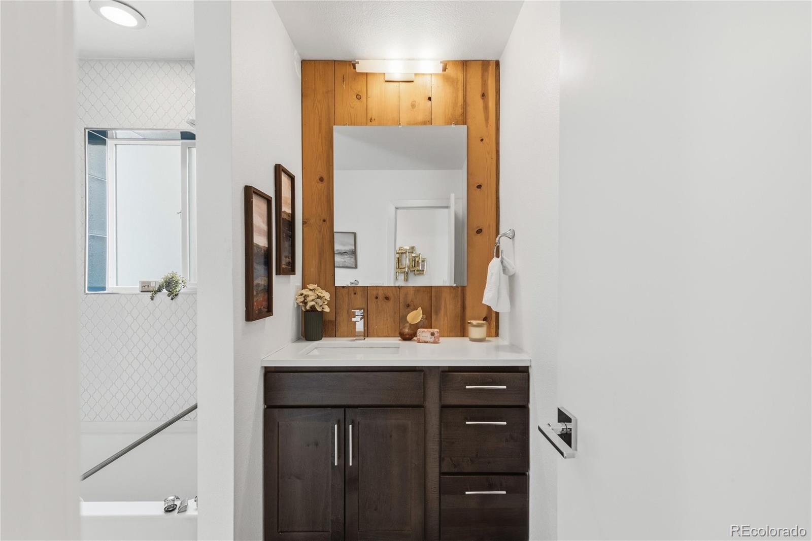 MLS Image #13 for 3127 n saint paul street,denver, Colorado