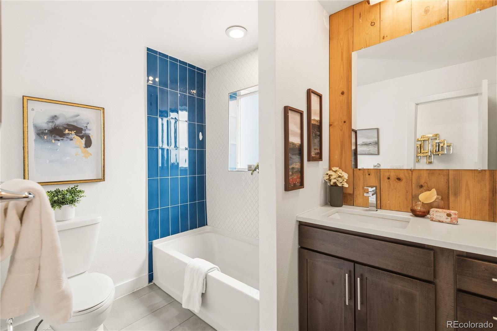 MLS Image #14 for 3127 n saint paul street,denver, Colorado