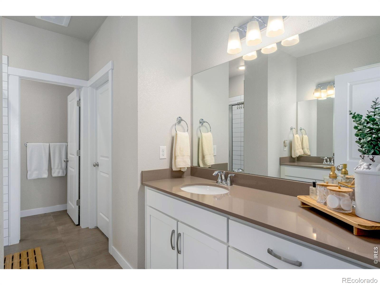 MLS Image #14 for 4185 n park drive,loveland, Colorado