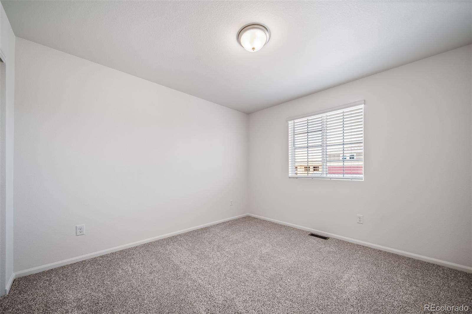 MLS Image #24 for 22387 e 39th avenue,aurora, Colorado