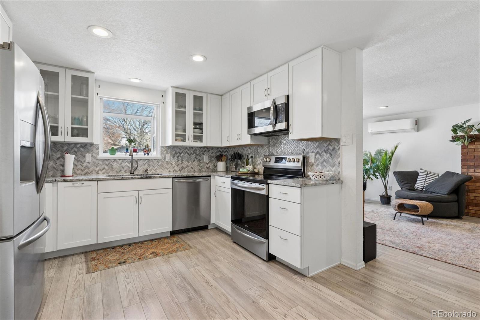 MLS Image #4 for 604 w 9th street,loveland, Colorado