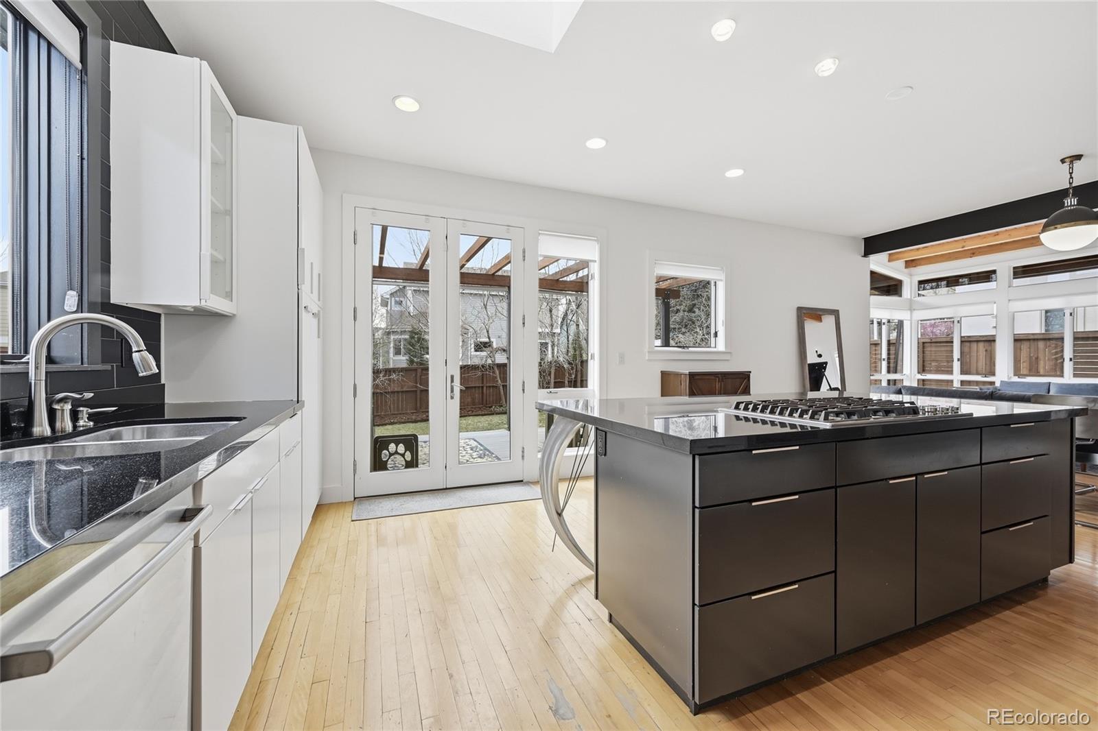 MLS Image #11 for 860  union avenue,boulder, Colorado