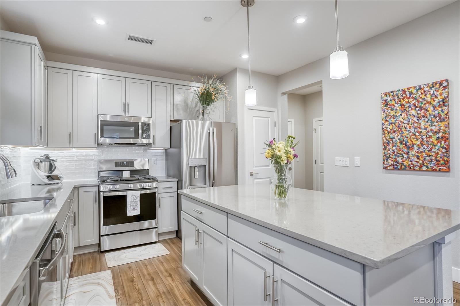 MLS Image #12 for 6127 w 28th court,edgewater, Colorado