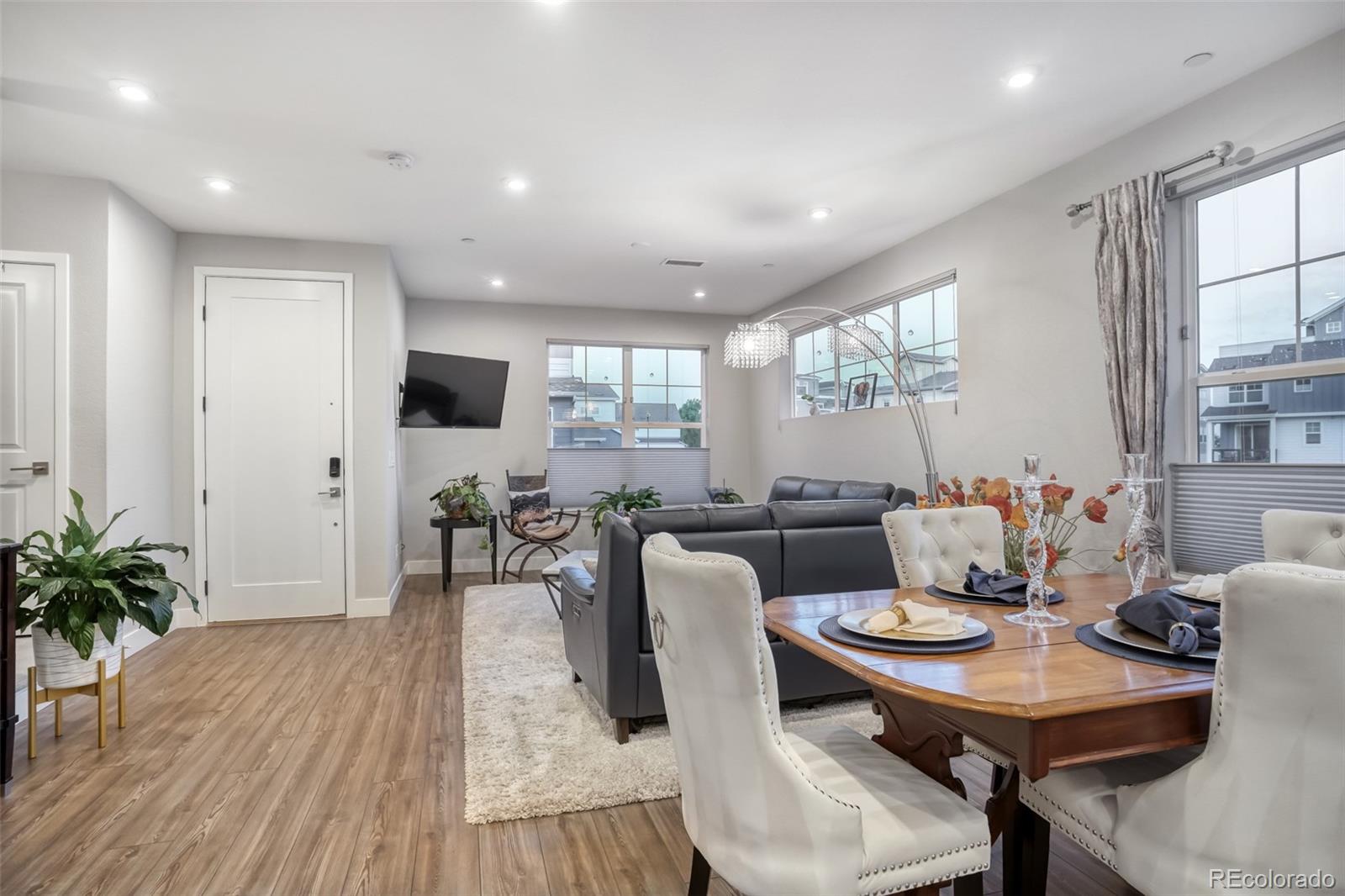 MLS Image #8 for 6127 w 28th court,edgewater, Colorado