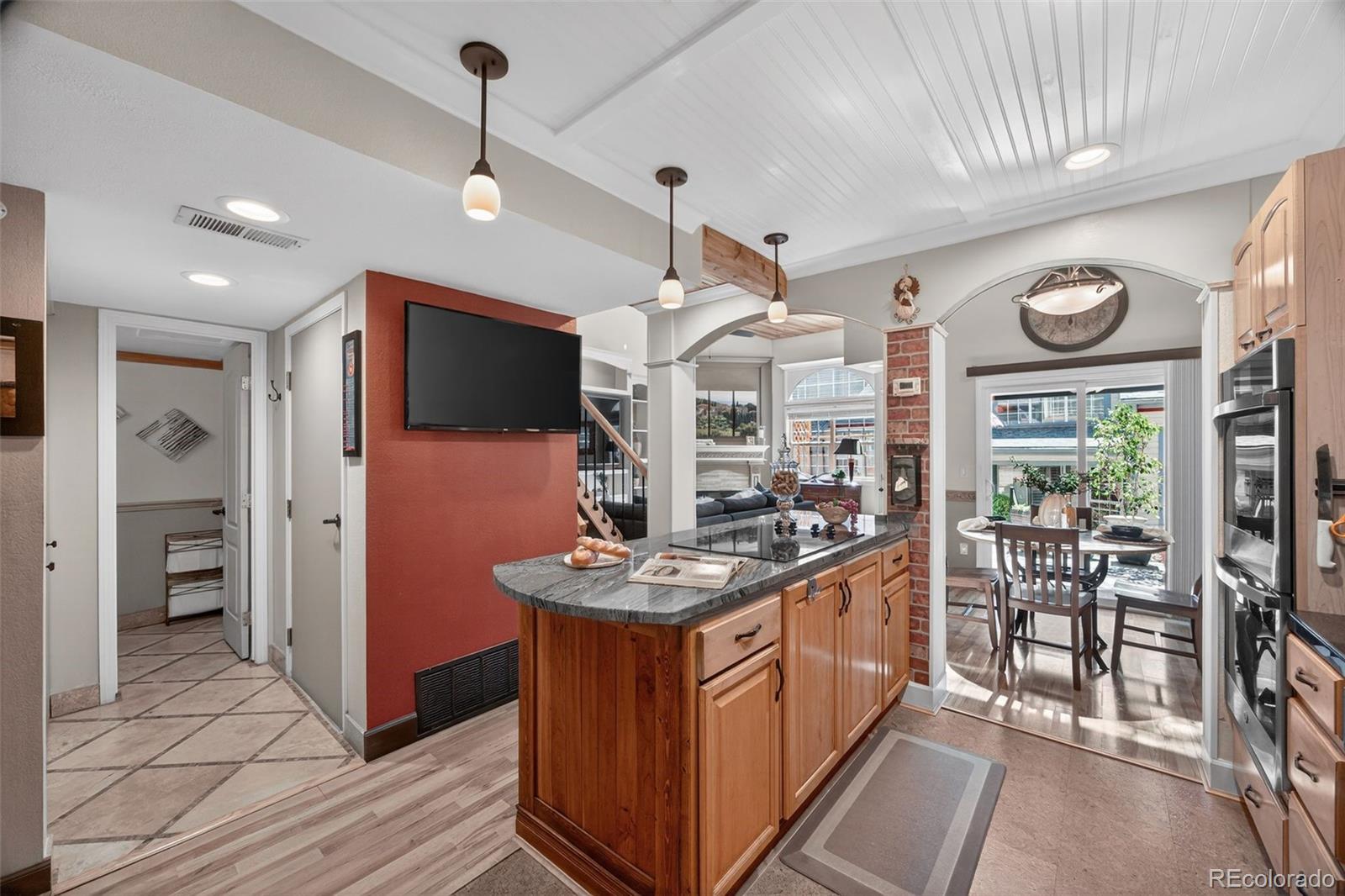 MLS Image #12 for 4301 s pierce street,littleton, Colorado
