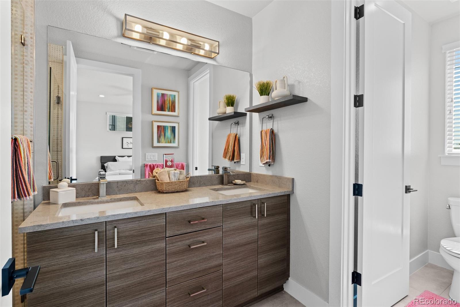 MLS Image #19 for 1573  grove street 3,denver, Colorado