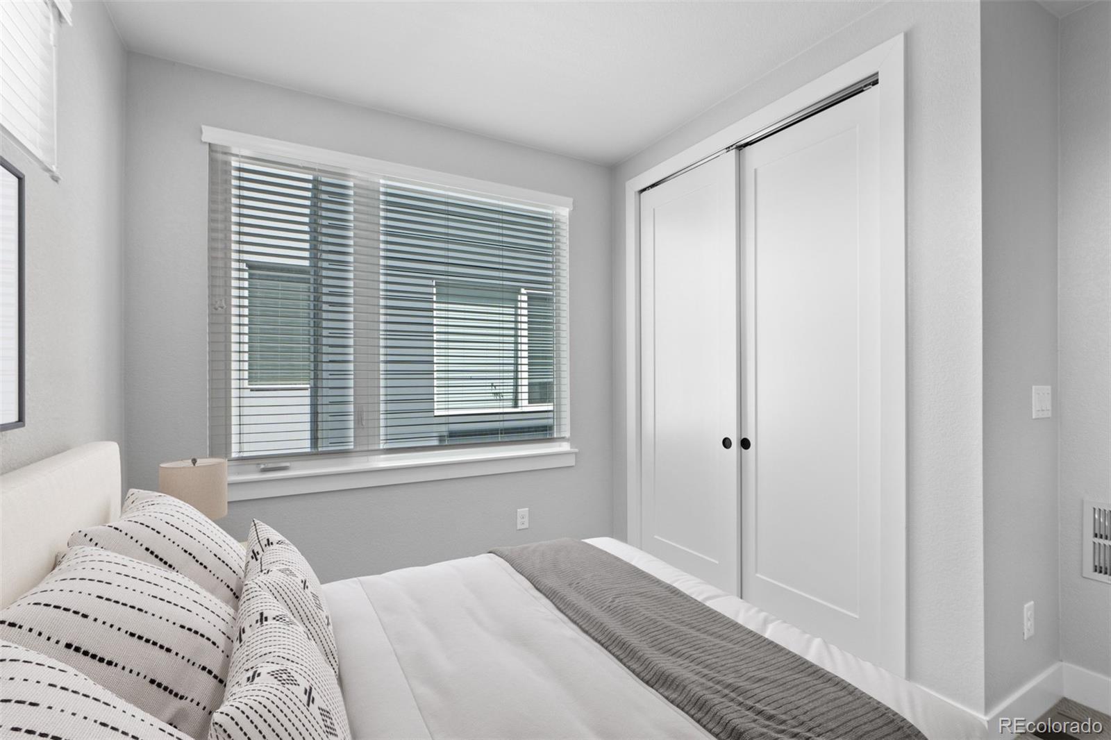 MLS Image #25 for 1573  grove street 3,denver, Colorado