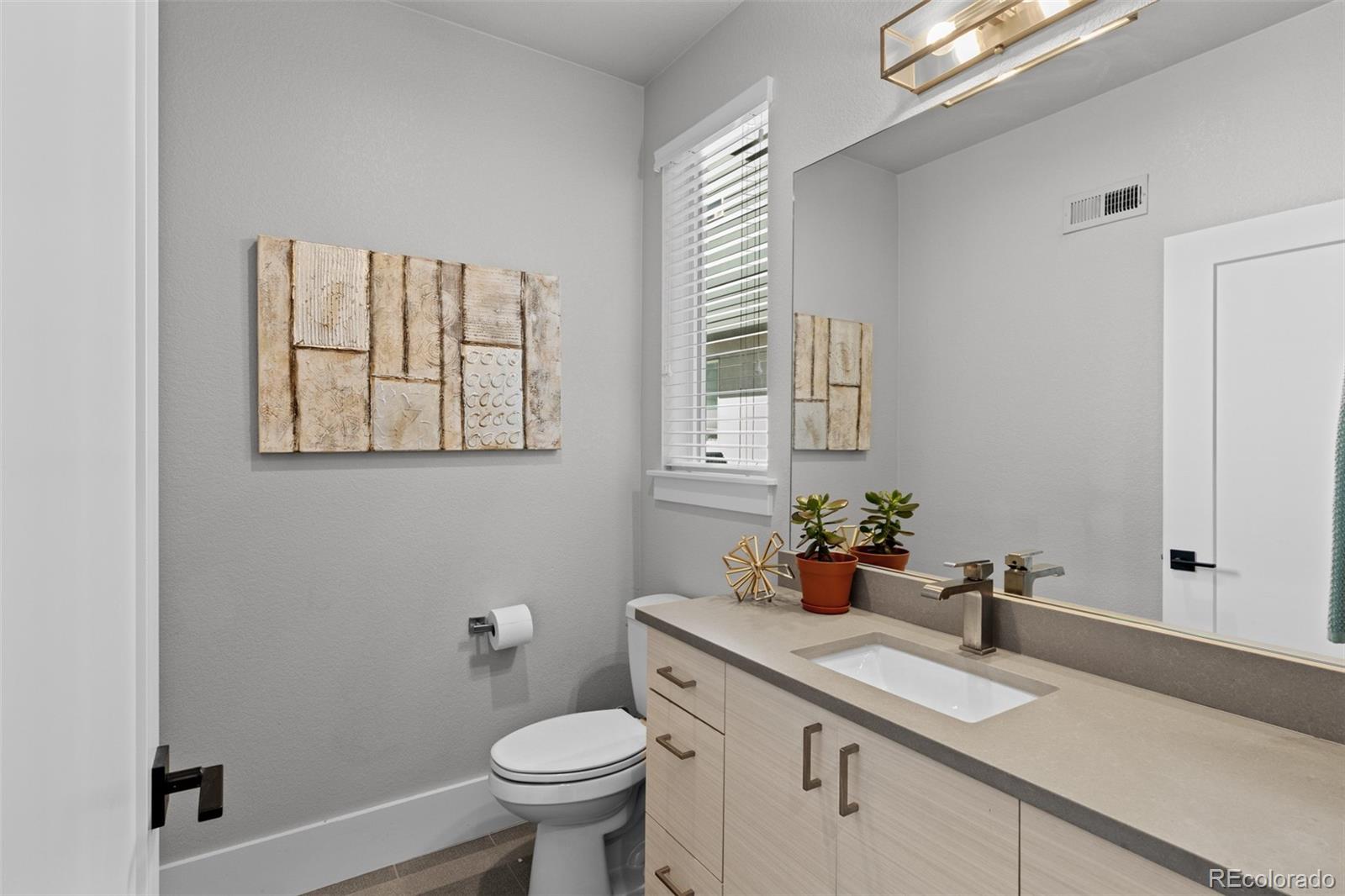 MLS Image #4 for 1573  grove street 3,denver, Colorado