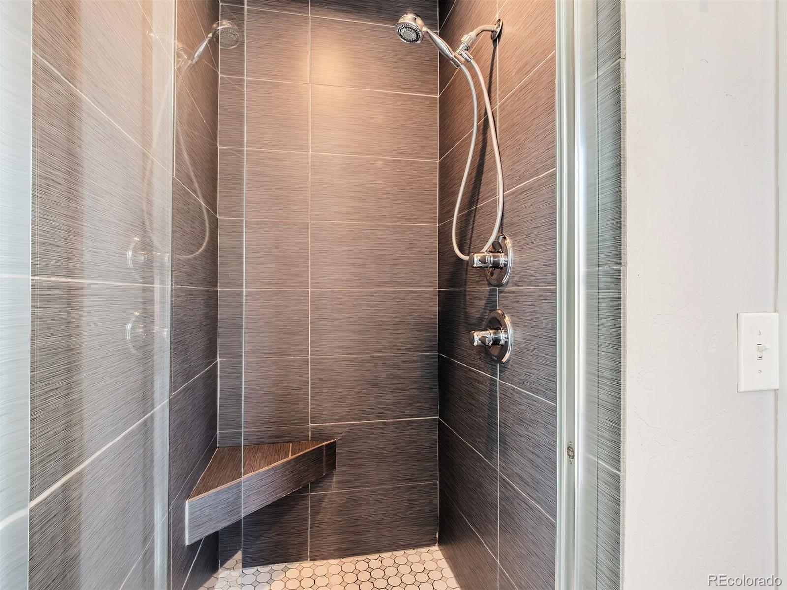 MLS Image #15 for 2560  river drive,denver, Colorado