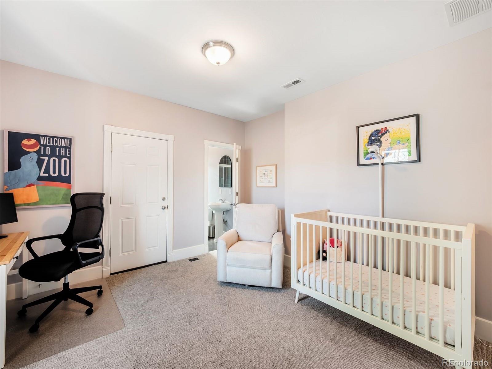 MLS Image #17 for 2560  river drive,denver, Colorado