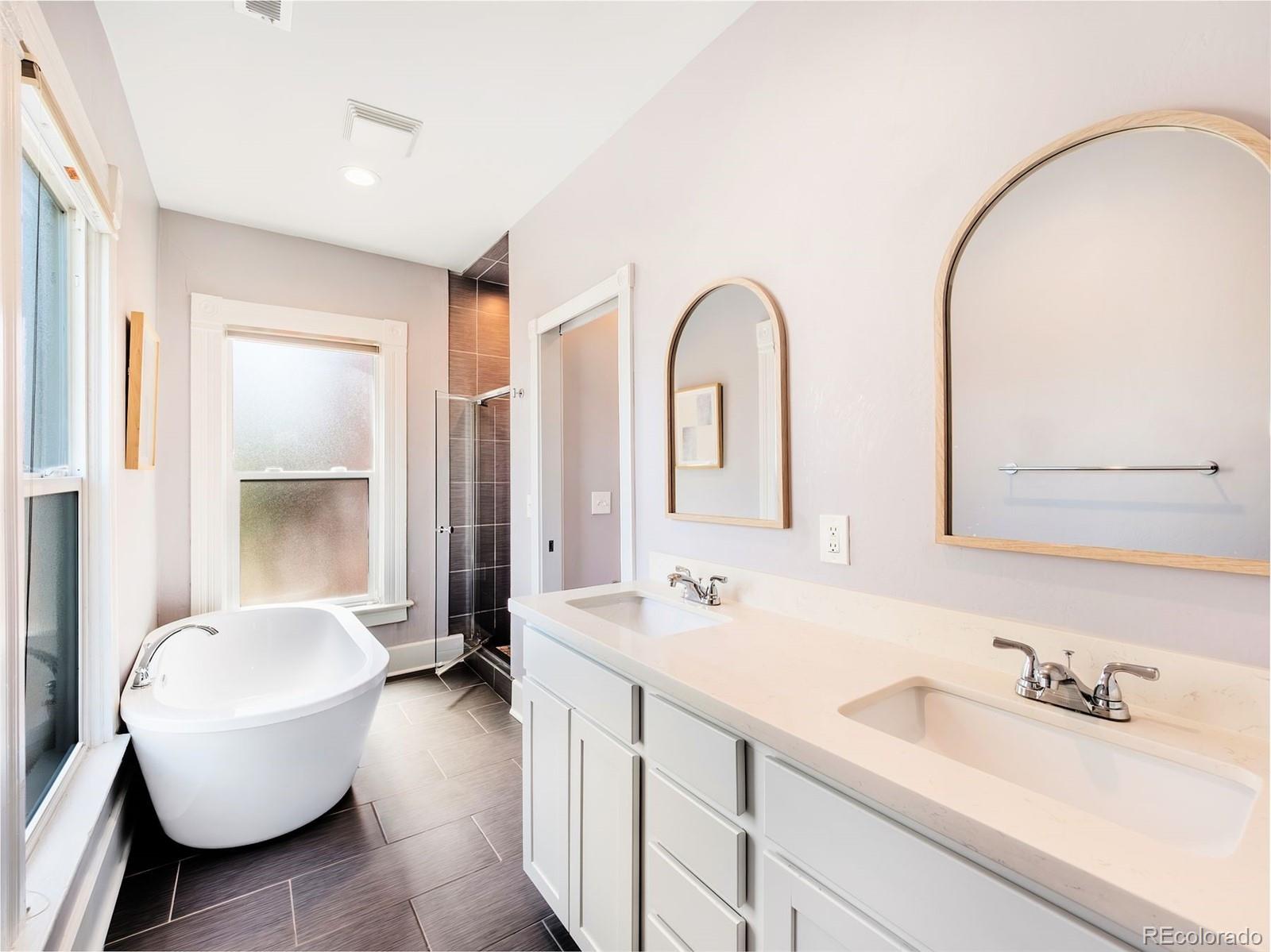 MLS Image #5 for 2560  river drive,denver, Colorado