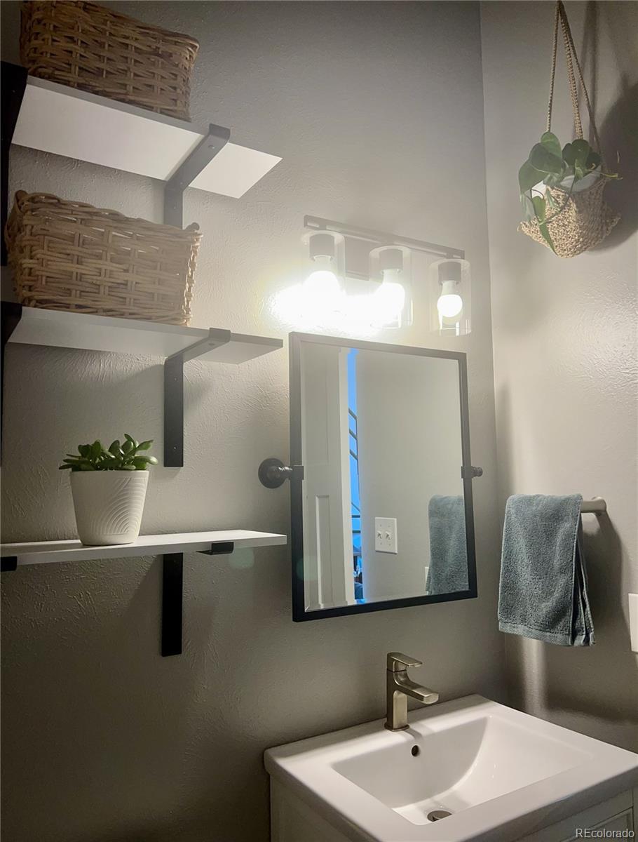 MLS Image #13 for 3309  blake street 209,denver, Colorado