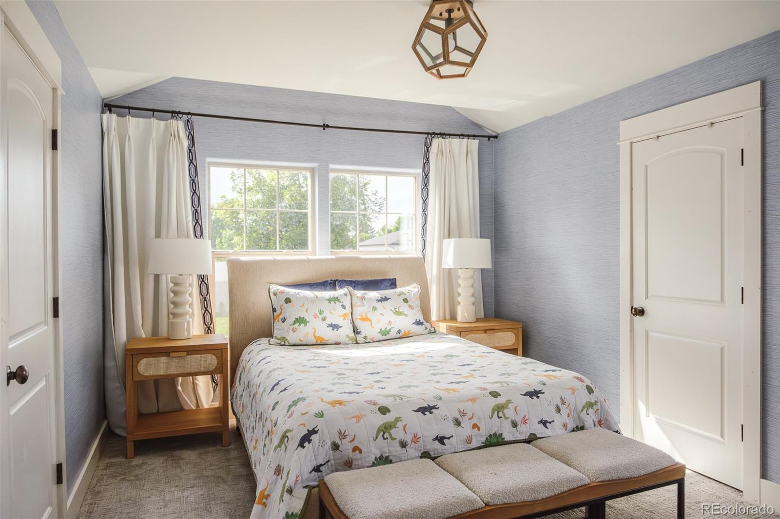 MLS Image #25 for 3050 s bellaire street,denver, Colorado