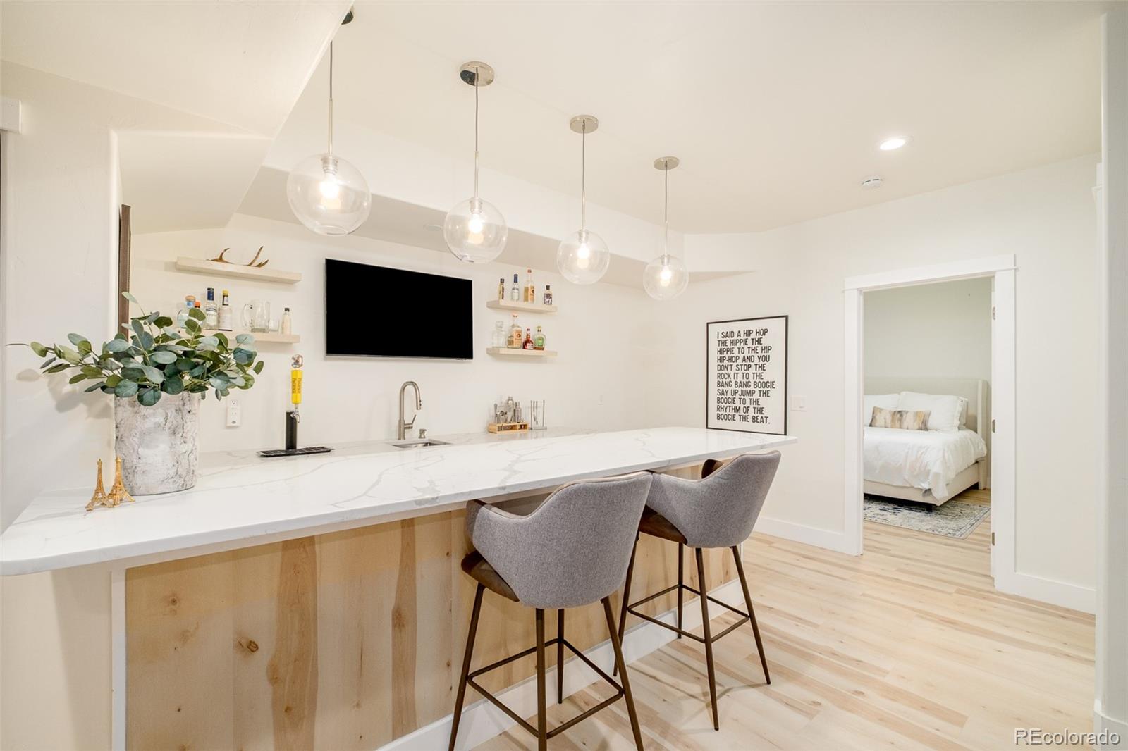 MLS Image #27 for 3050 s bellaire street,denver, Colorado