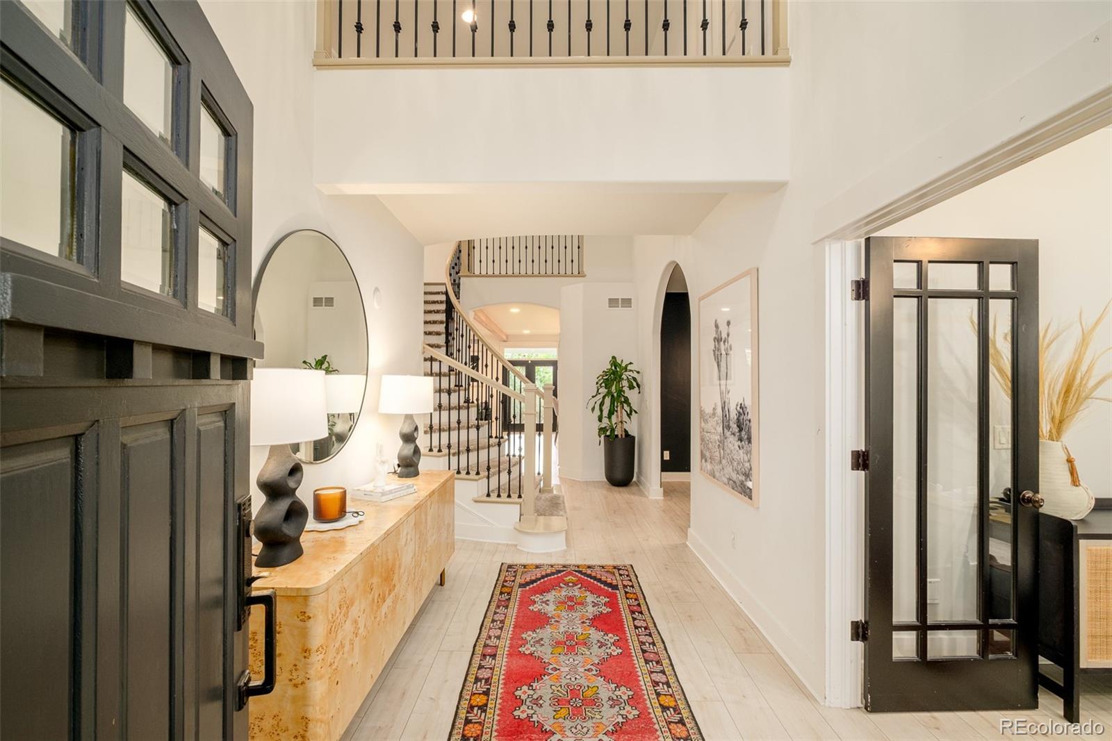 MLS Image #4 for 3050 s bellaire street,denver, Colorado