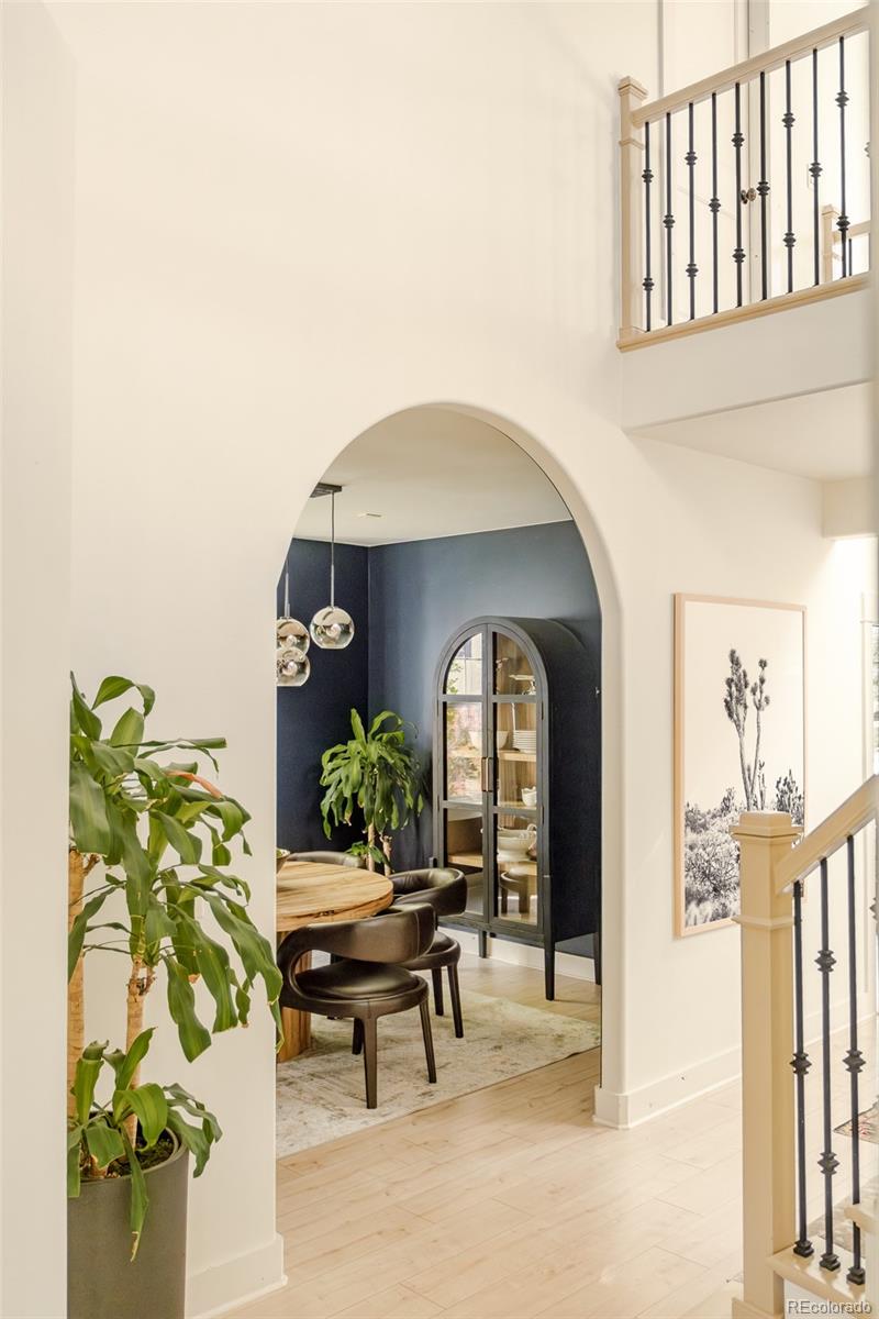 MLS Image #5 for 3050 s bellaire street,denver, Colorado