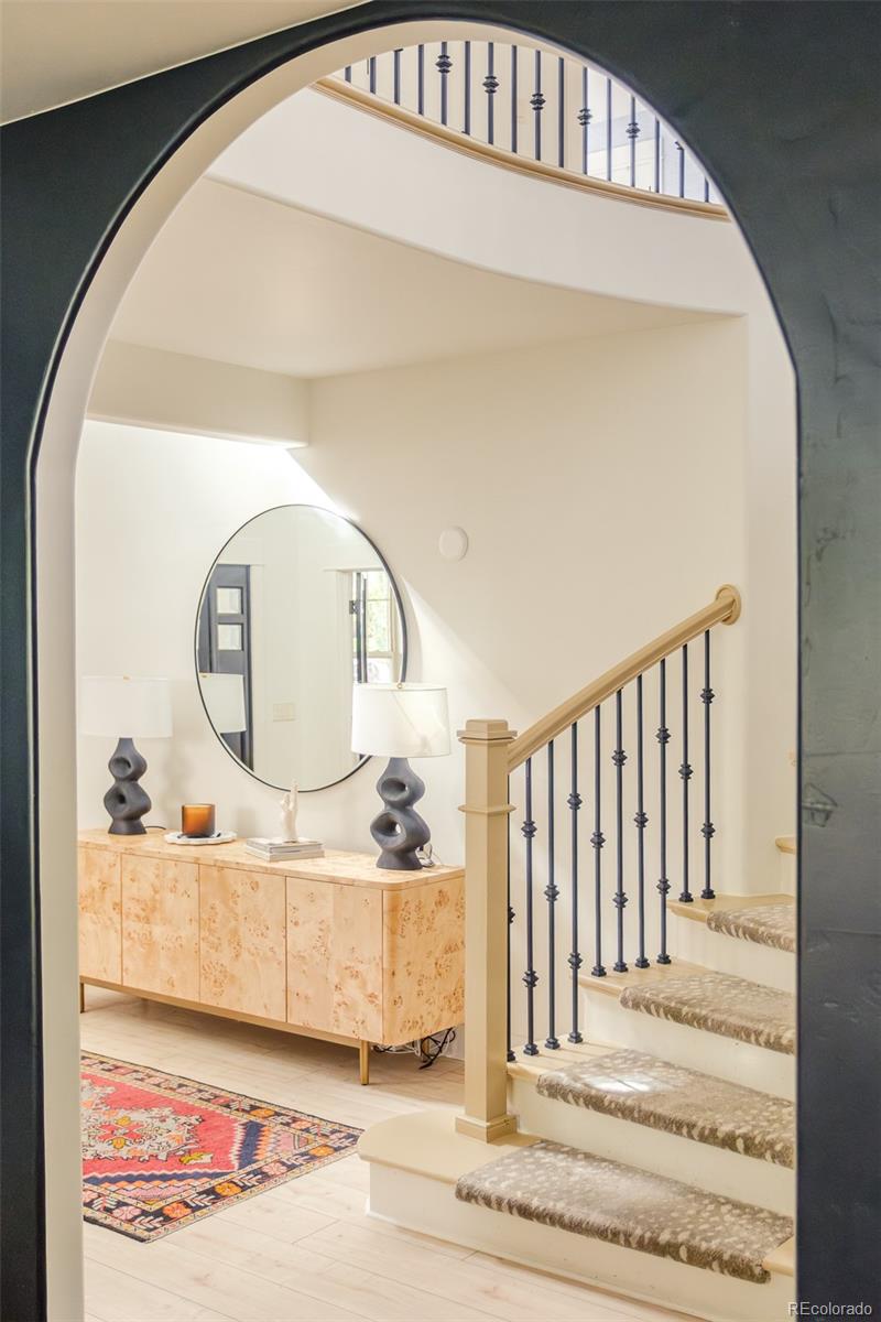 MLS Image #7 for 3050 s bellaire street,denver, Colorado