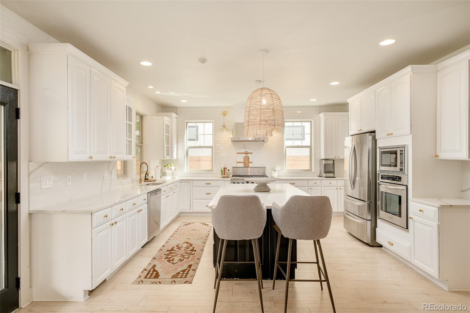 MLS Image #8 for 3050 s bellaire street,denver, Colorado