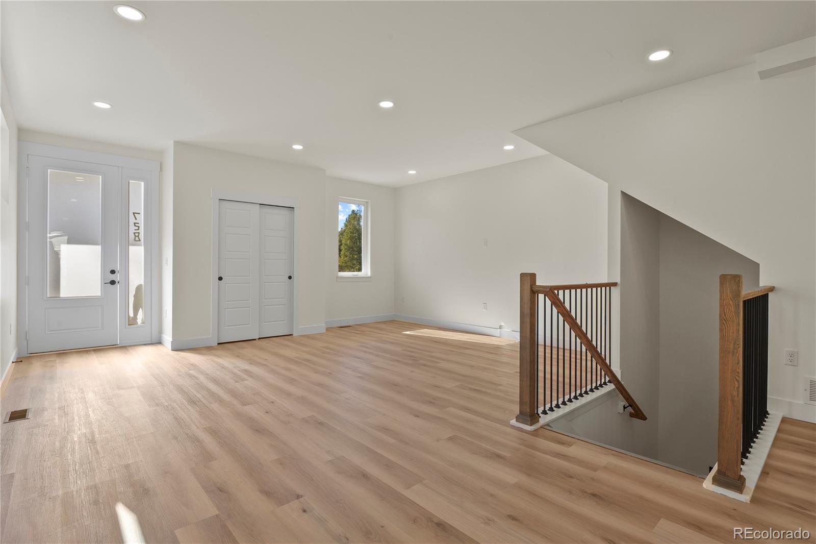 MLS Image #5 for 726 e platte avenue,colorado springs, Colorado