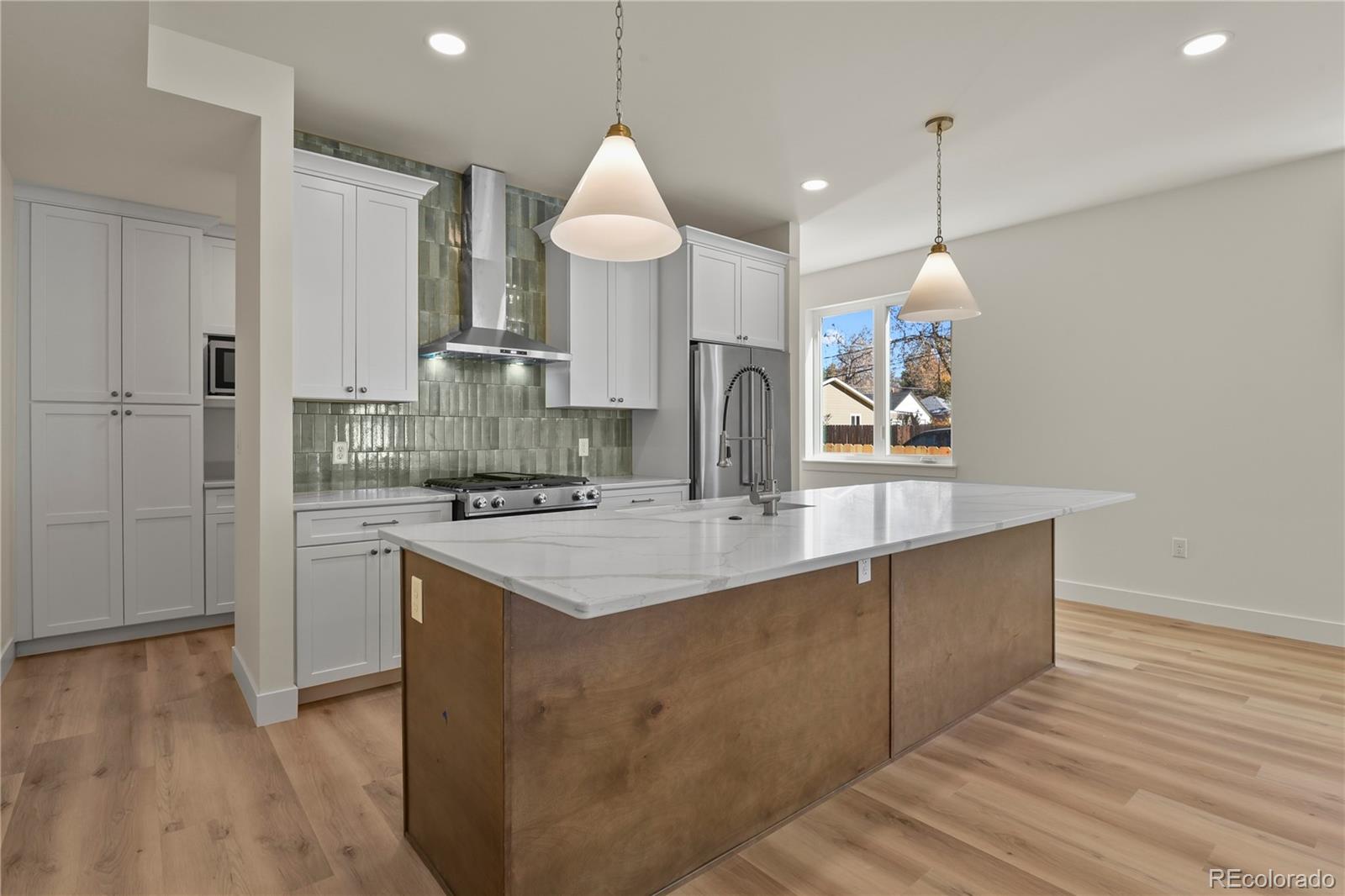 MLS Image #9 for 726 e platte avenue,colorado springs, Colorado