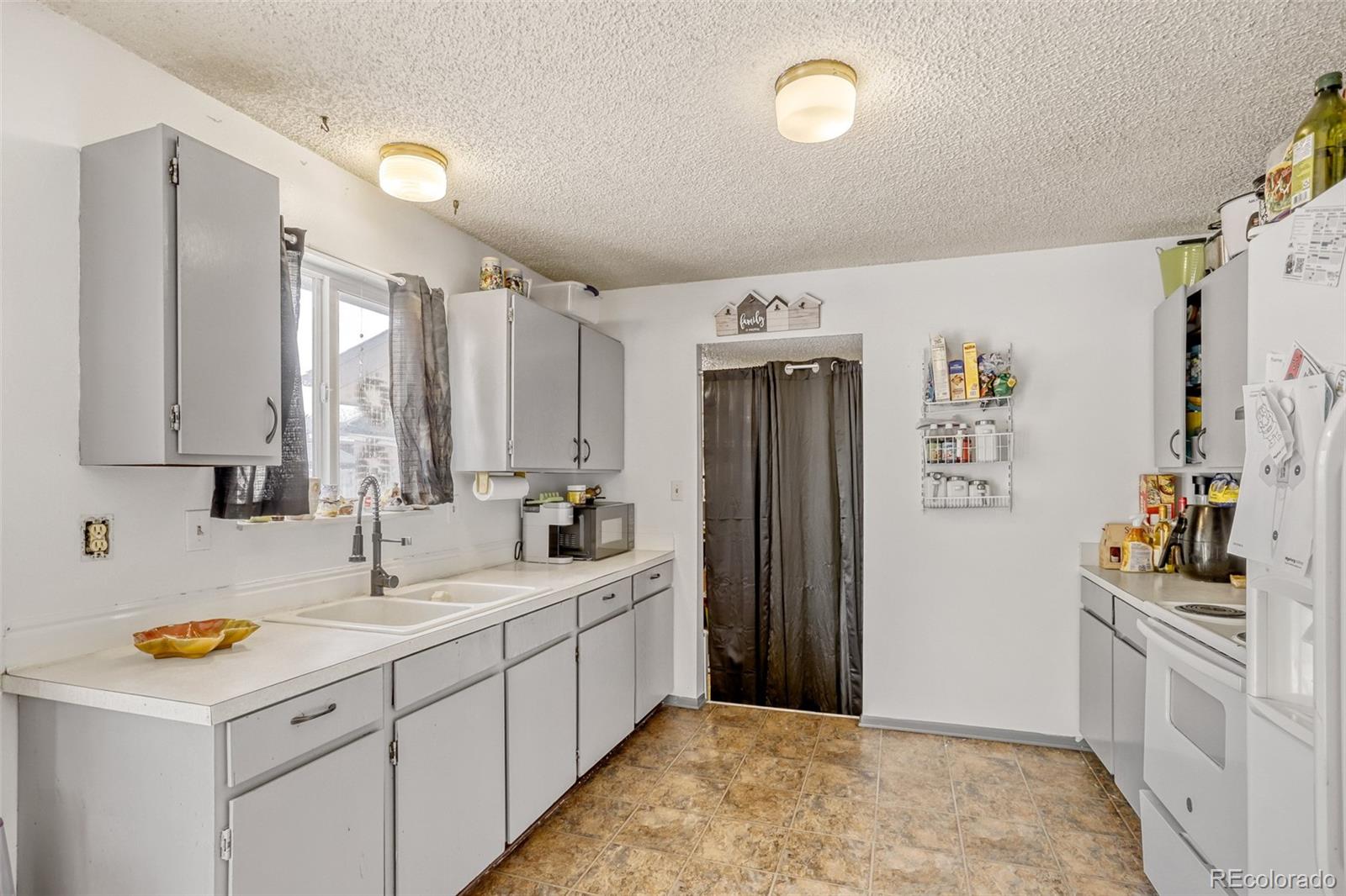MLS Image #4 for 910  dogwood avenue,fort lupton, Colorado
