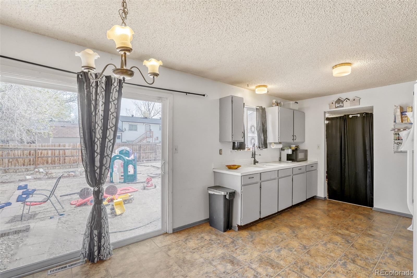 MLS Image #5 for 910  dogwood avenue,fort lupton, Colorado