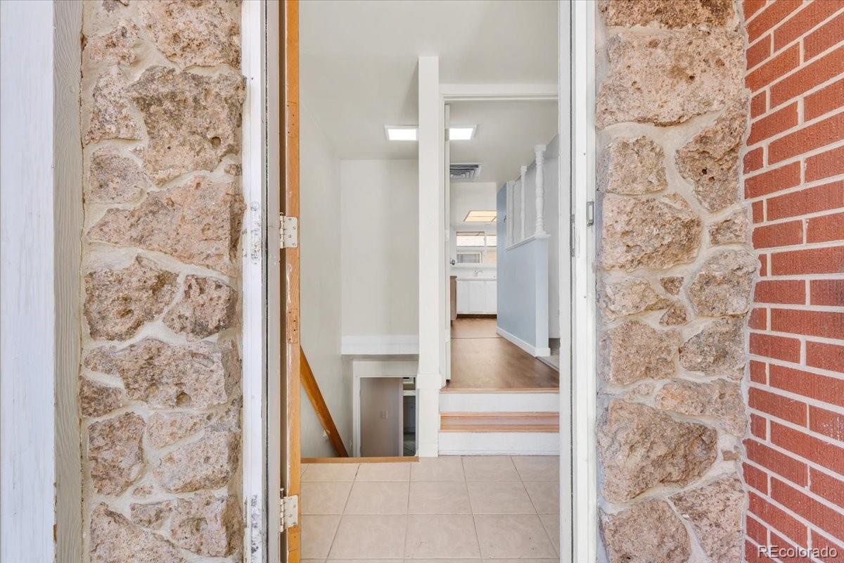 MLS Image #1 for 1685 s kenton way,aurora, Colorado