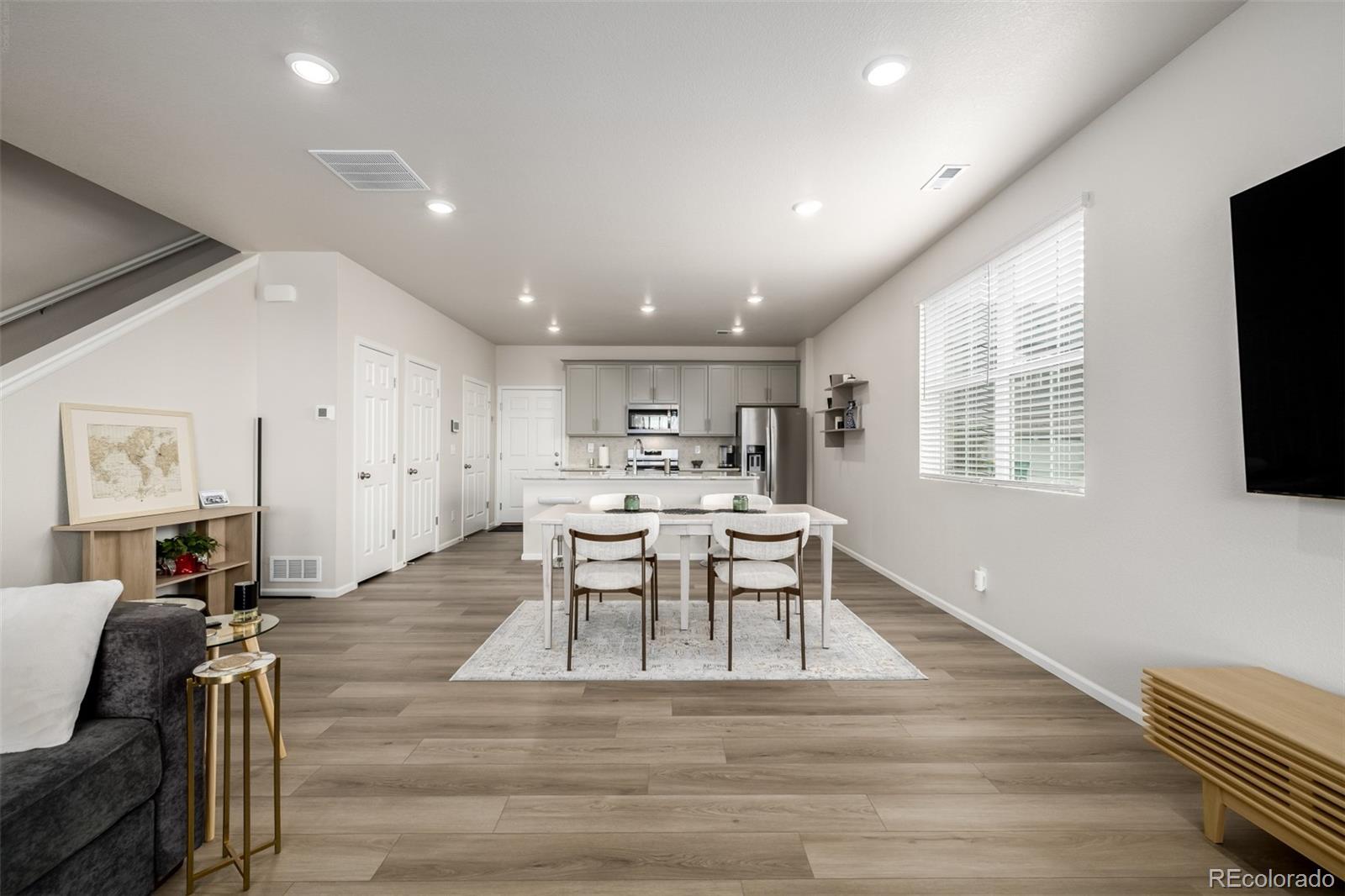 MLS Image #2 for 20952 e 66th avenue,aurora, Colorado