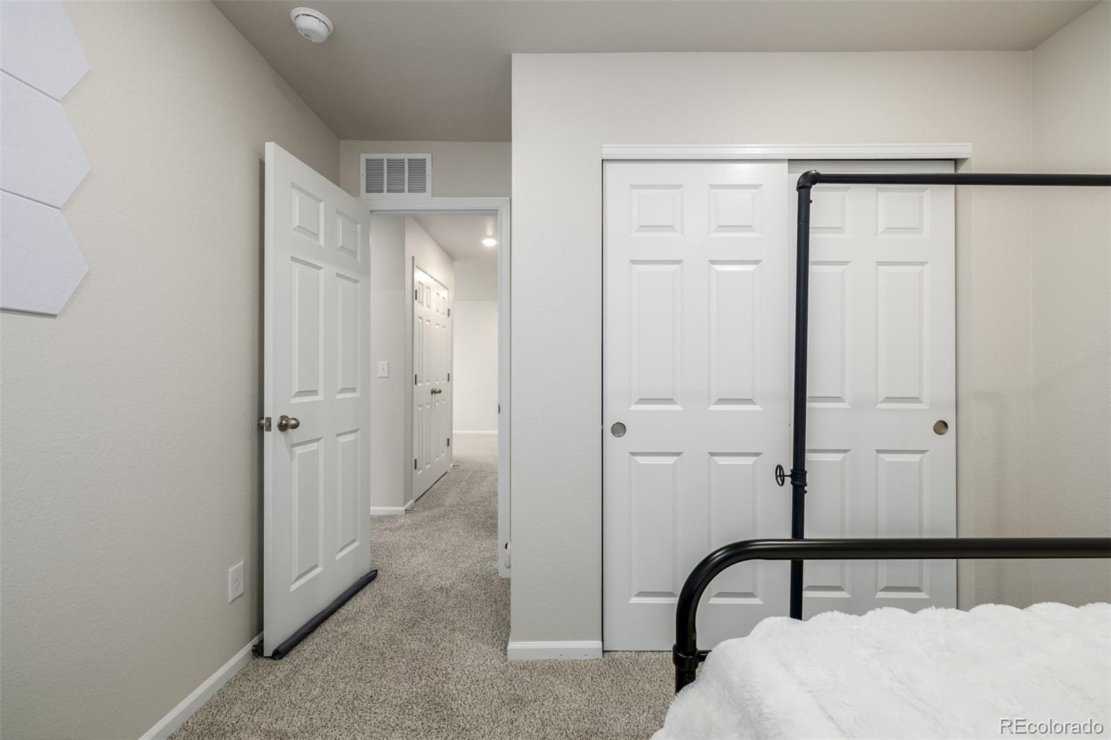 MLS Image #23 for 20952 e 66th avenue,aurora, Colorado