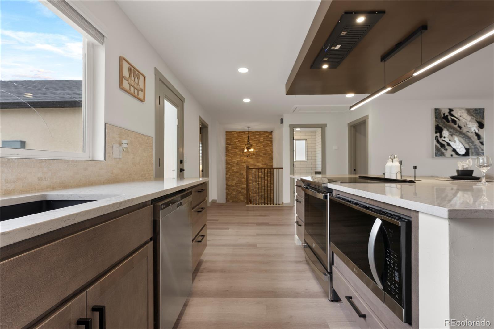 MLS Image #13 for 3060 w 55th place,denver, Colorado