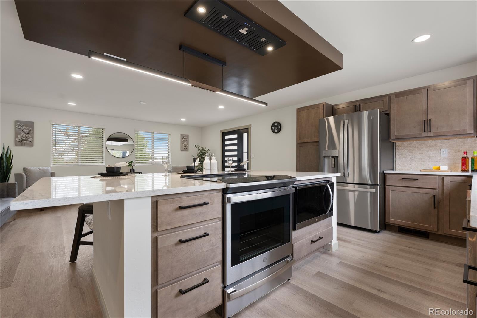 MLS Image #14 for 3060 w 55th place,denver, Colorado