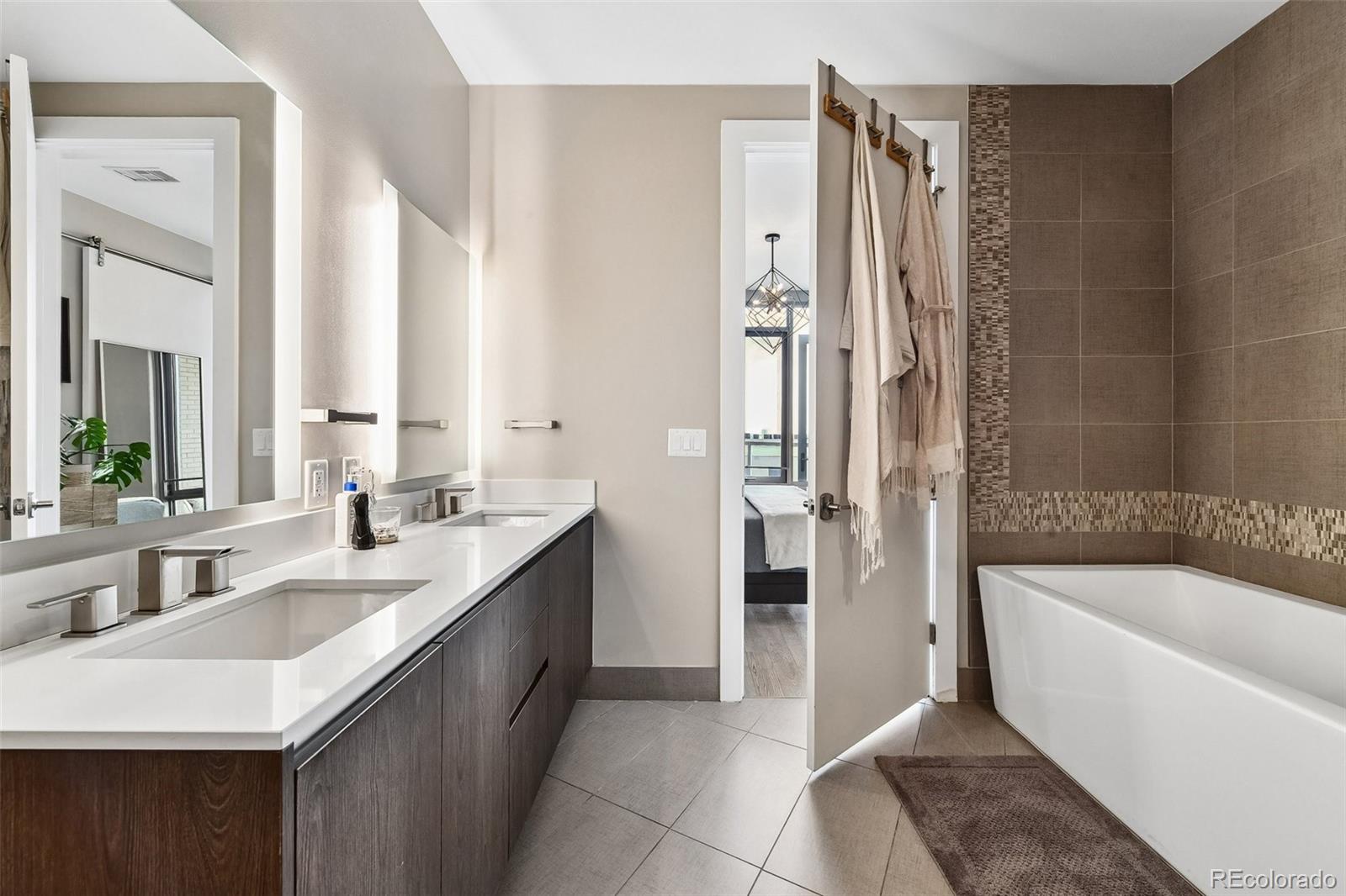 MLS Image #18 for 4200 w 17th avenue 717,denver, Colorado
