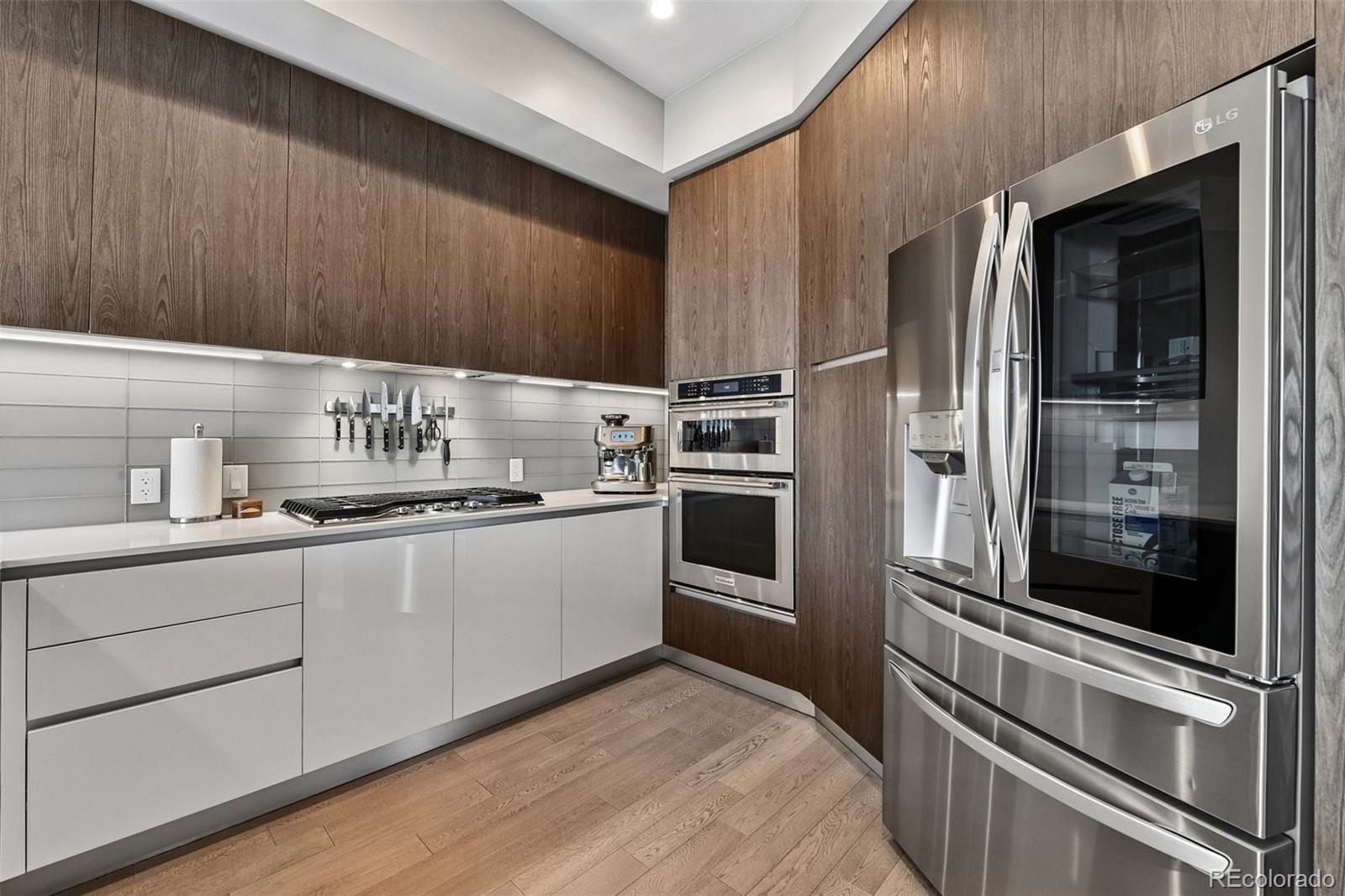 MLS Image #4 for 4200 w 17th avenue 717,denver, Colorado