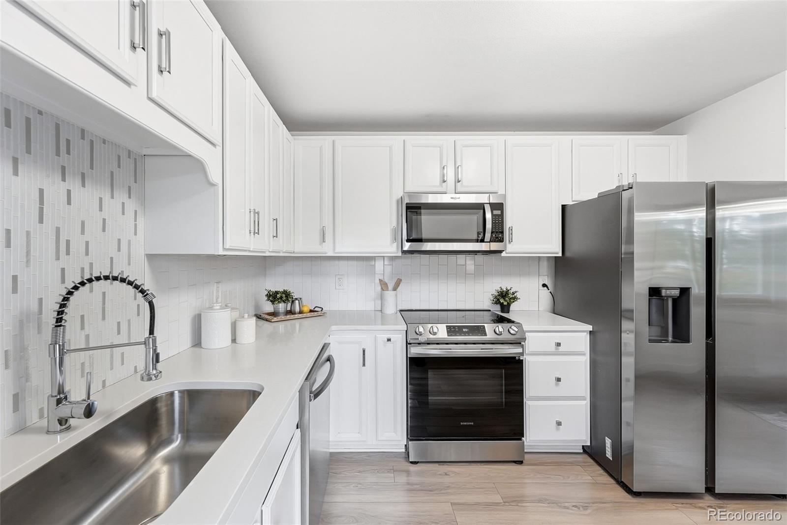 MLS Image #13 for 12558 w arizona place,lakewood, Colorado