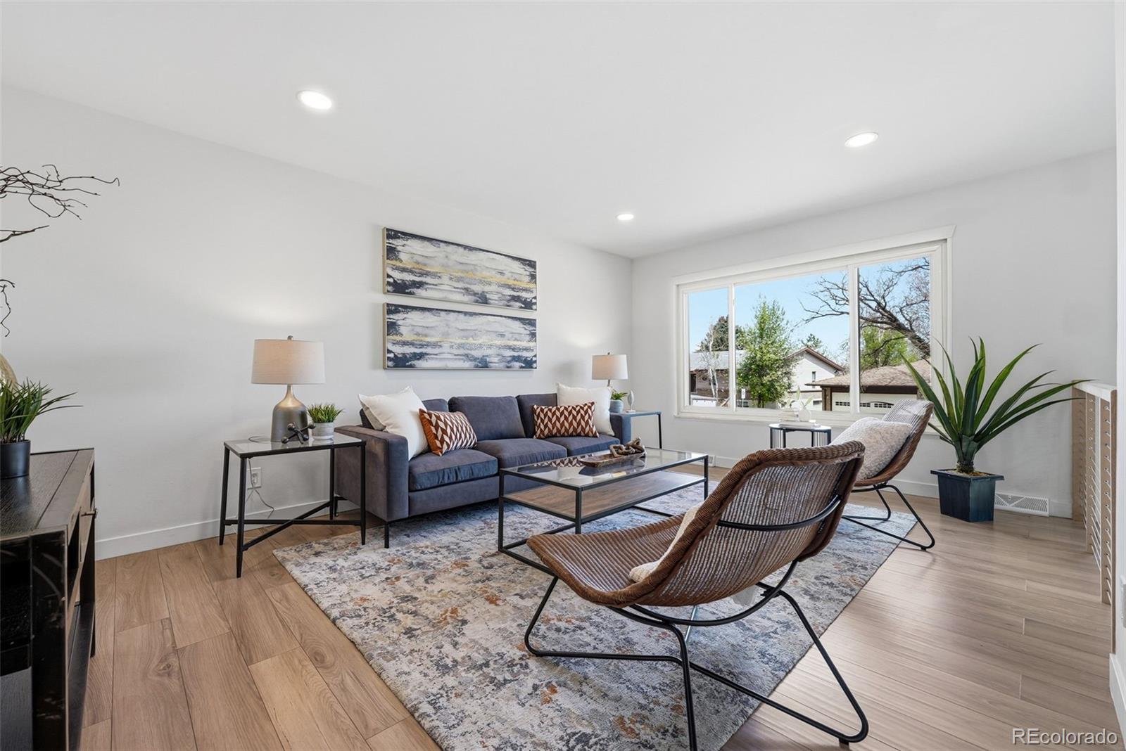 MLS Image #5 for 12558 w arizona place,lakewood, Colorado