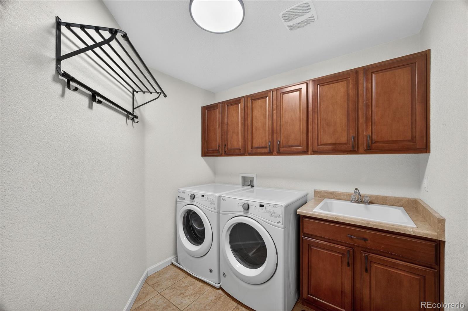 MLS Image #27 for 26121 e orchard drive,aurora, Colorado
