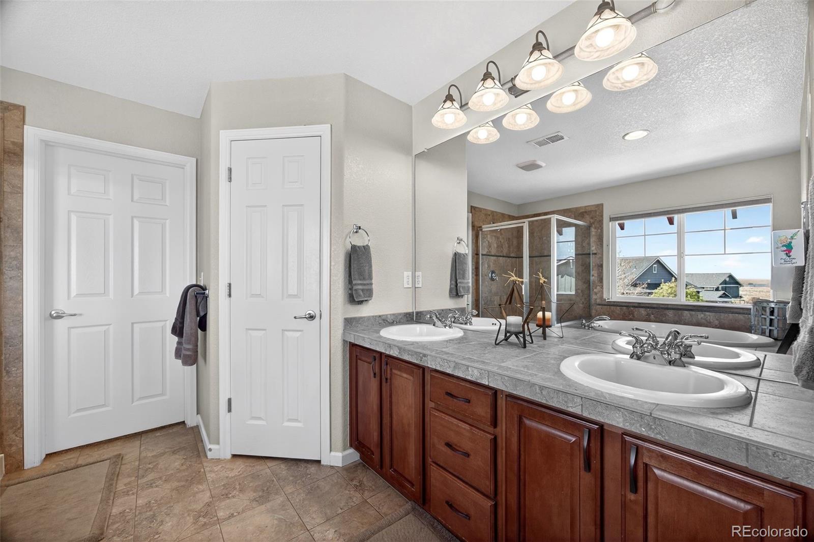 MLS Image #32 for 26121 e orchard drive,aurora, Colorado