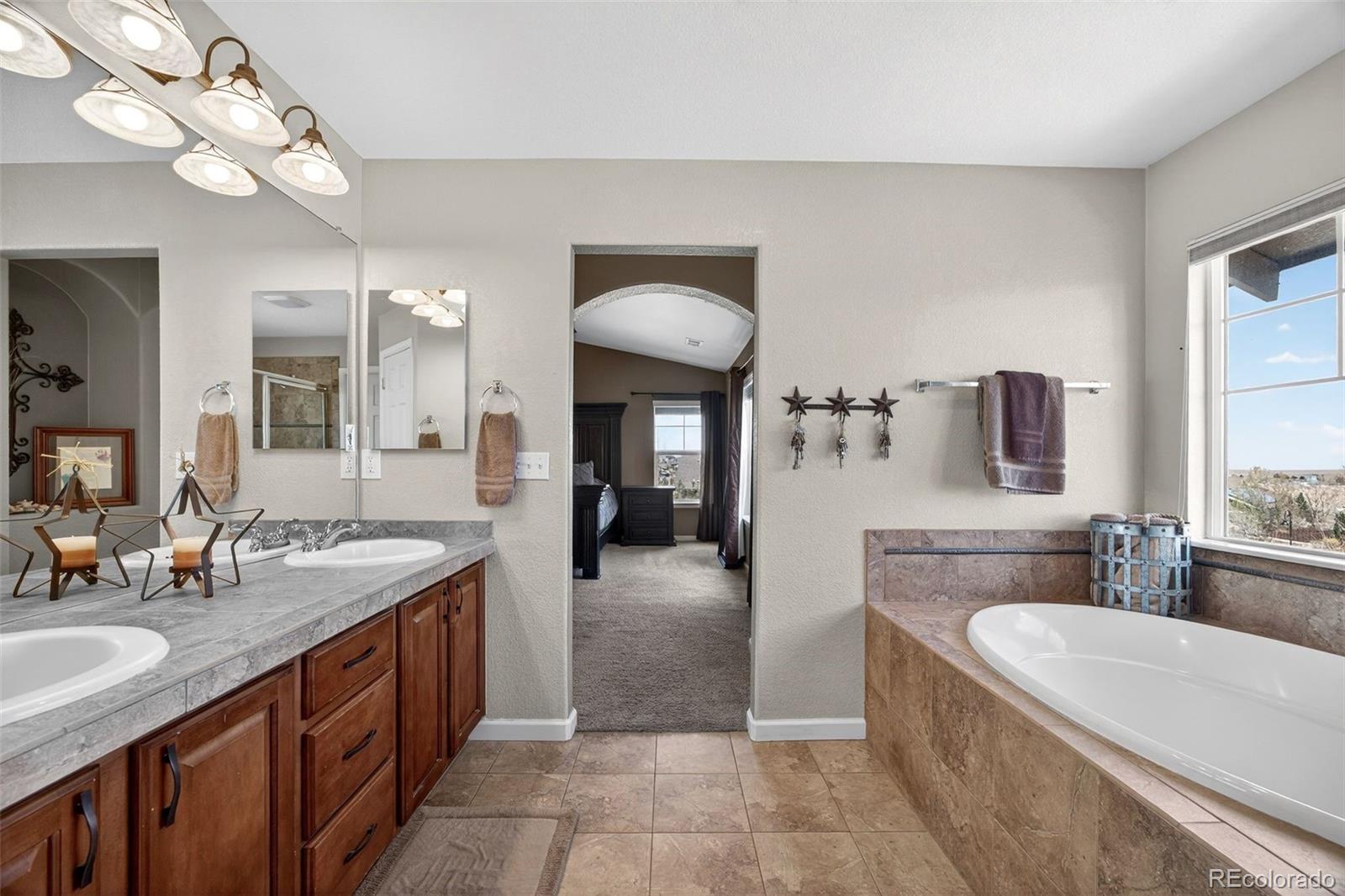 MLS Image #33 for 26121 e orchard drive,aurora, Colorado