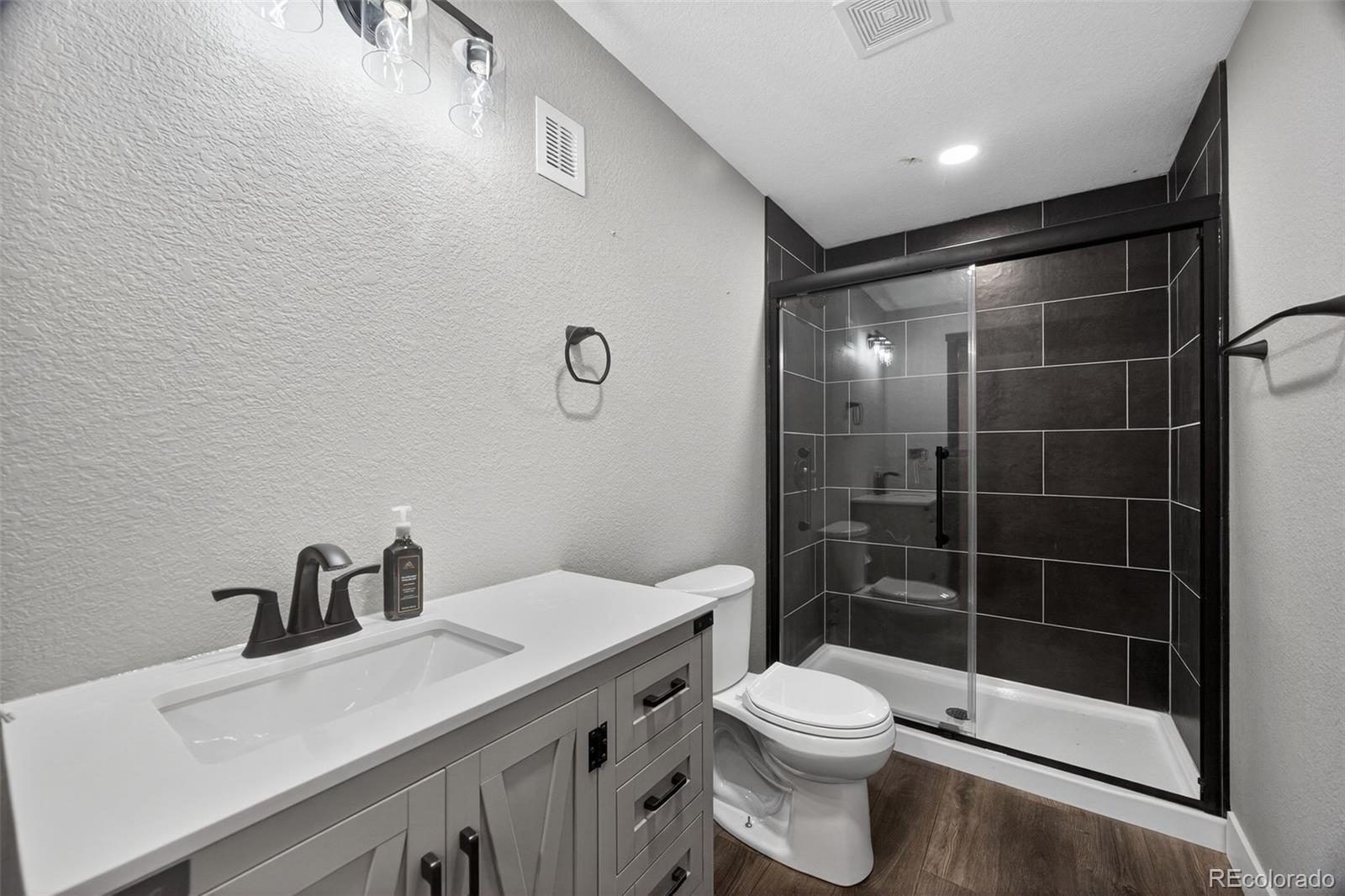 MLS Image #39 for 26121 e orchard drive,aurora, Colorado