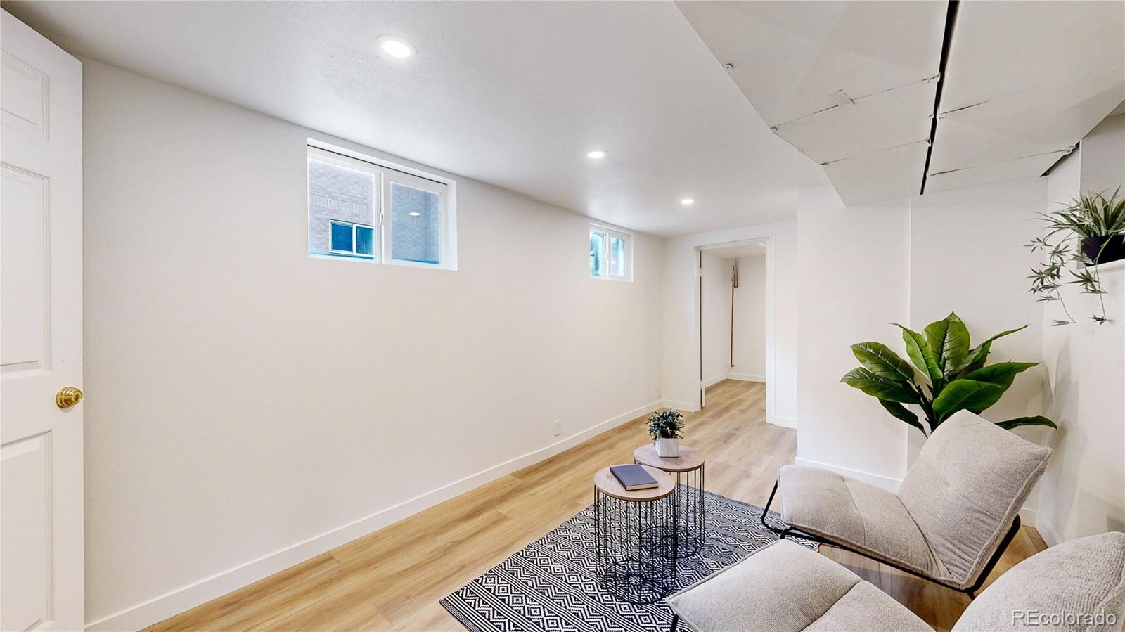 MLS Image #19 for 820  knox court,denver, Colorado
