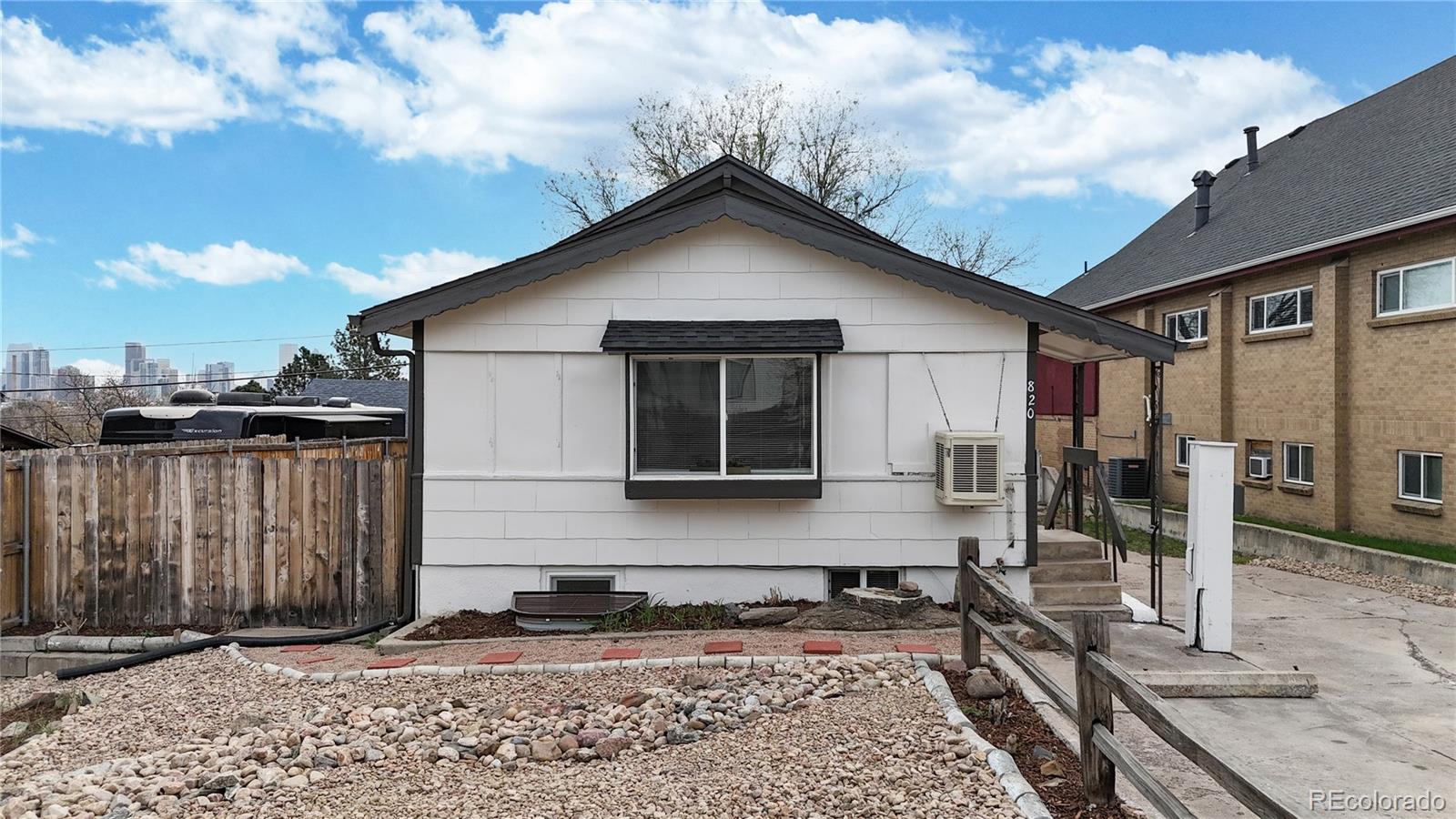 MLS Image #3 for 820  knox court,denver, Colorado