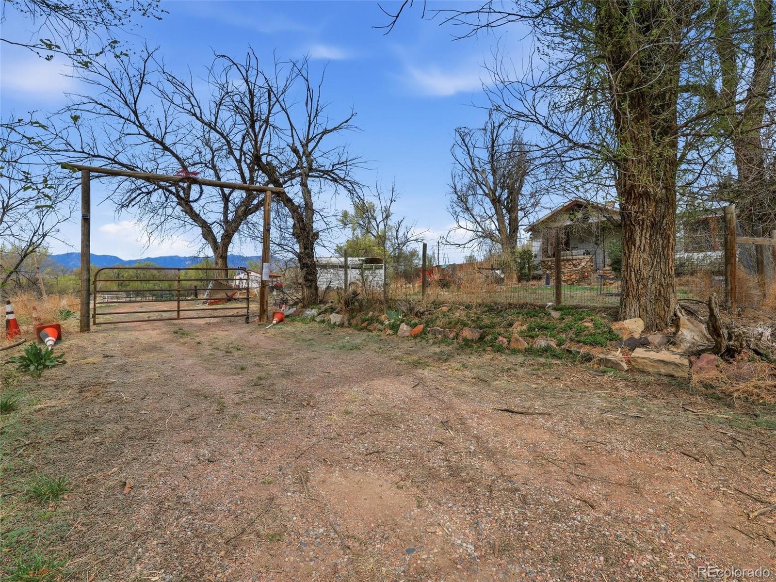 MLS Image #37 for    ,, Colorado