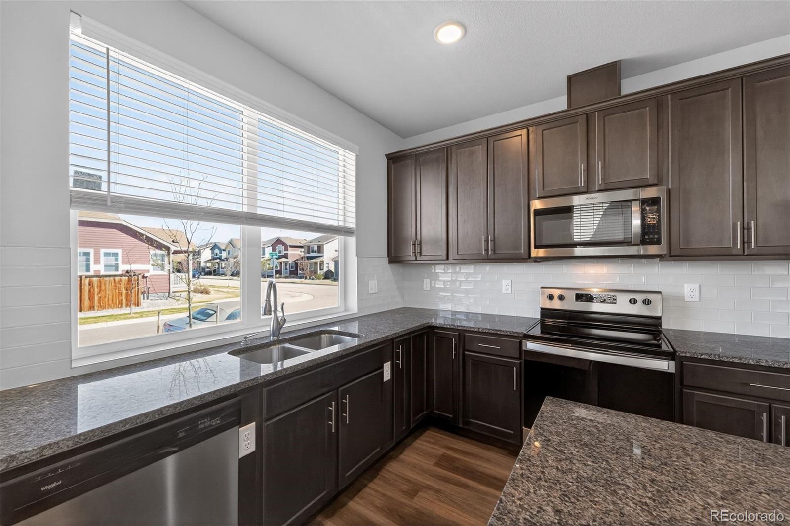 MLS Image #16 for 885  great plains avenue,berthoud, Colorado