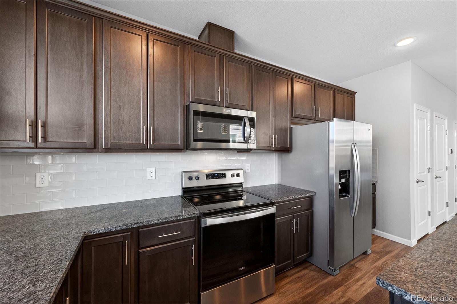 MLS Image #18 for 885  great plains avenue,berthoud, Colorado